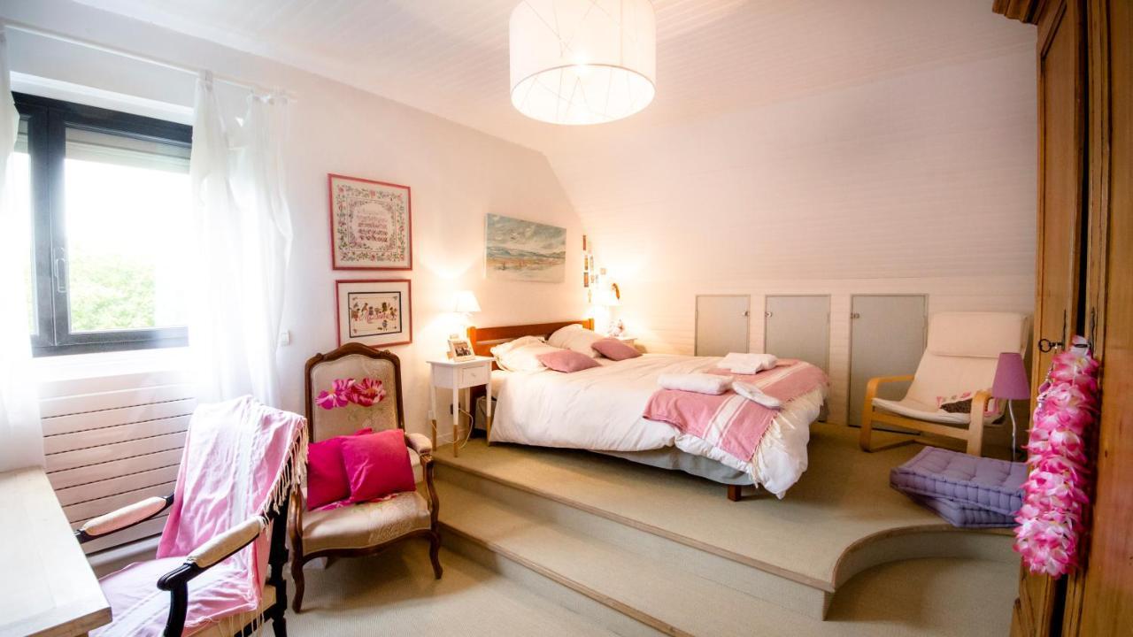 Le Champ Du Renne Bed and Breakfast Le Mans Eksteriør billede